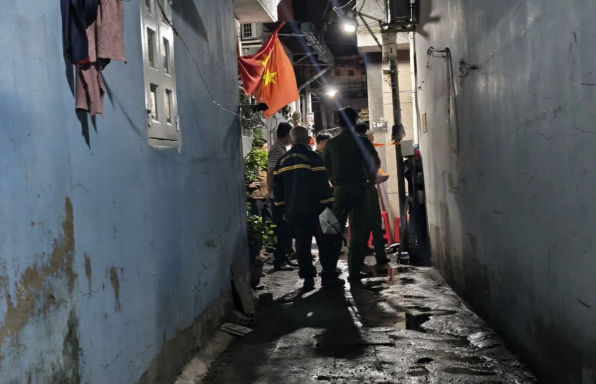 Early-morning house fire in Ho Chi Minh City leaves three dead